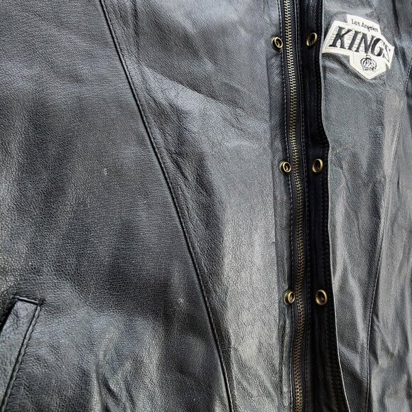 Los Angeles Kings NHL Vintage Leather Starter Jacket - Picture 9 of 16